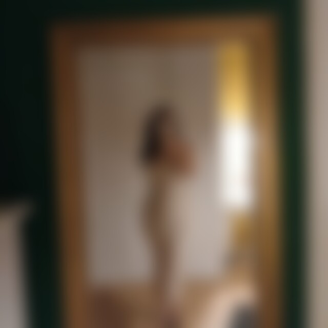 Nicolechanel2345 (37) aus Berlin