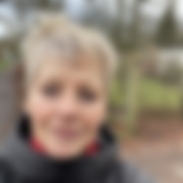 Suse64 (62) aus Berlin