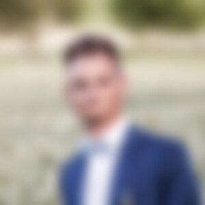 Tobiii (32) aus Neuenstein