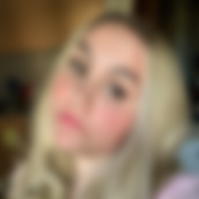 Rebeka3322 (22) aus Passau