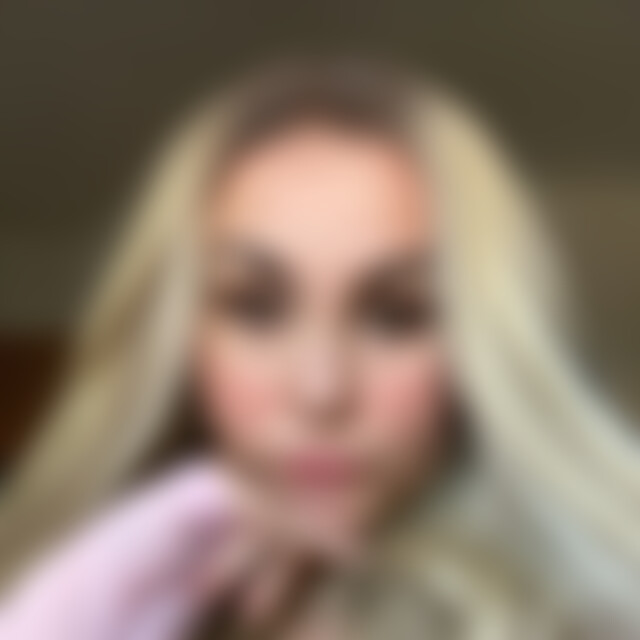 Rebeka3322 (22) aus Passau