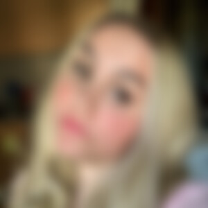 Rebeka3322 (22) aus Passau