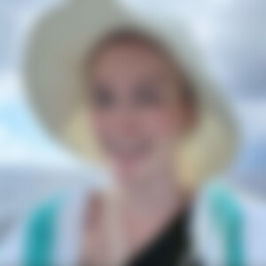 LauraA7 (30) aus Dietikon