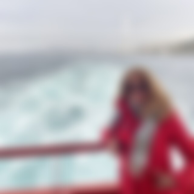 Asteri (59) aus Fellbach