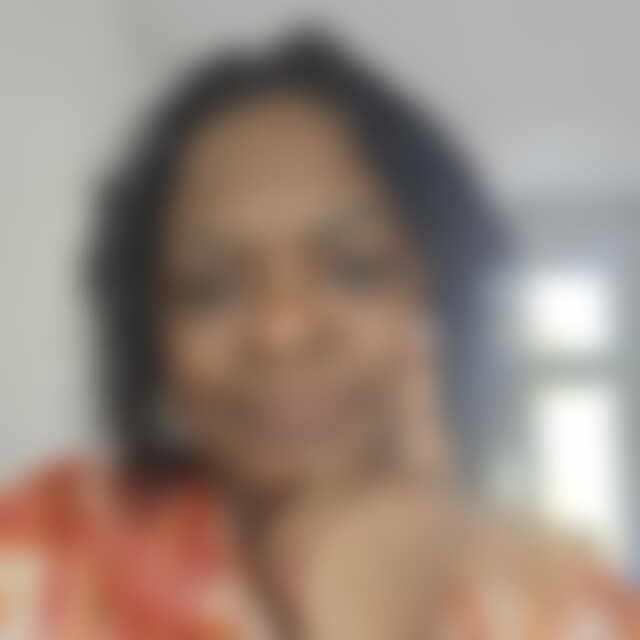 Neia (45) aus Leverkusen