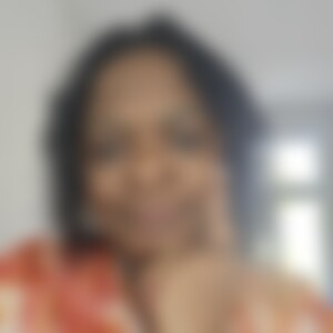 Neia (45) aus Leverkusen