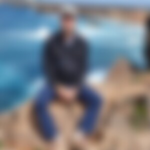 Retepm (41) aus Krefeld