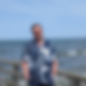 JonasBenedikt (32) aus Essen