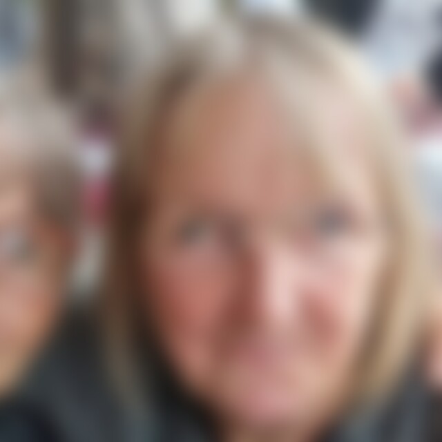 Halligalli53 (73) aus Offenbach