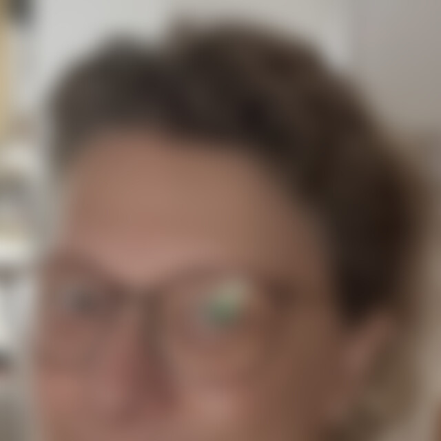 Monika6794 (57) aus Troisdorf
