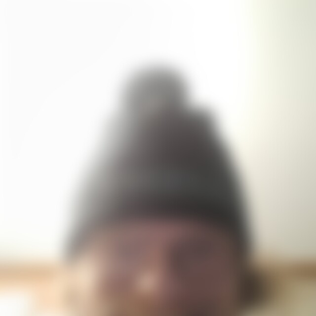 Julian9 (33) aus Bielefeld