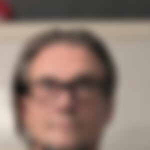 Nikjan (48) aus Detmold