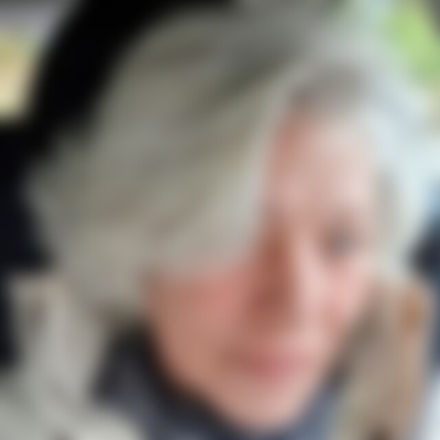 Andrah (54) aus Neuenburg