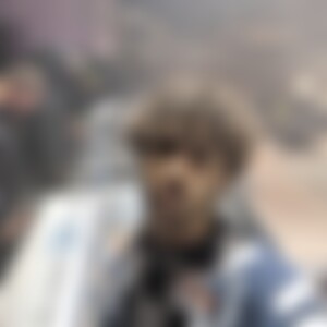 yanguermi (25) aus Stuttgart