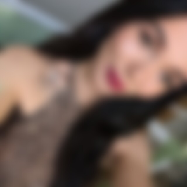 michellepsn (22) aus UFFENHEIM