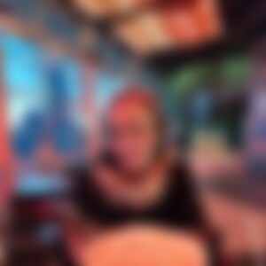 miraost (35) aus Waren