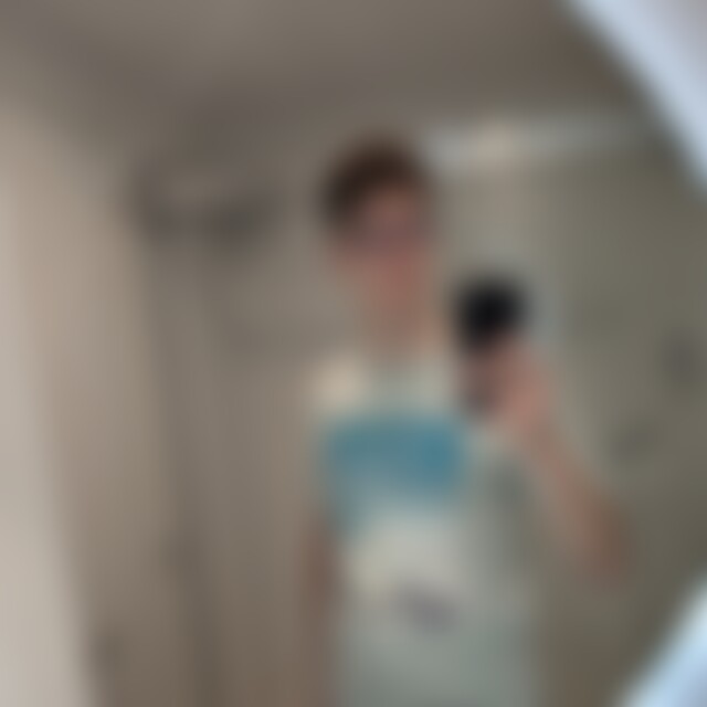 Robert123 (31) aus Essen