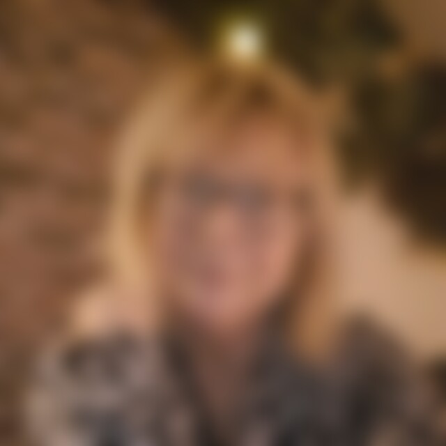 Engelina (68) aus D.......