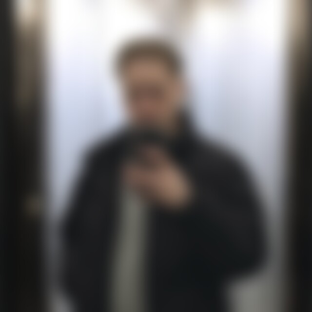 LeonardL98 (28) aus Essen