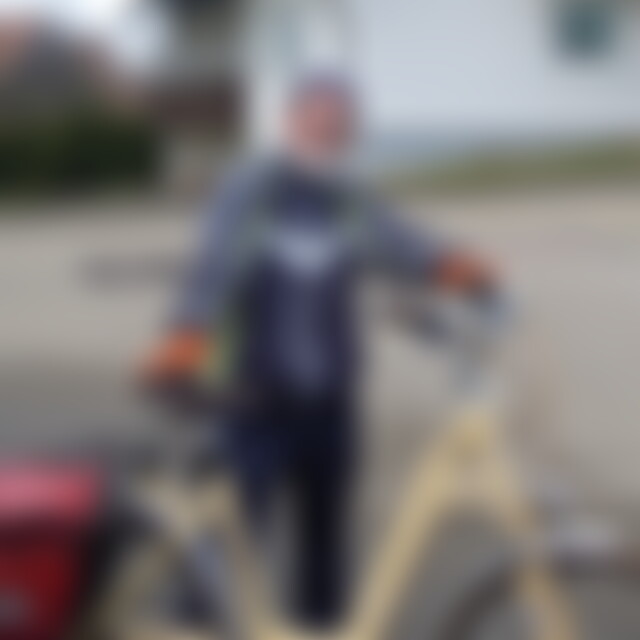 FriederErnst (76) aus Mutlangen