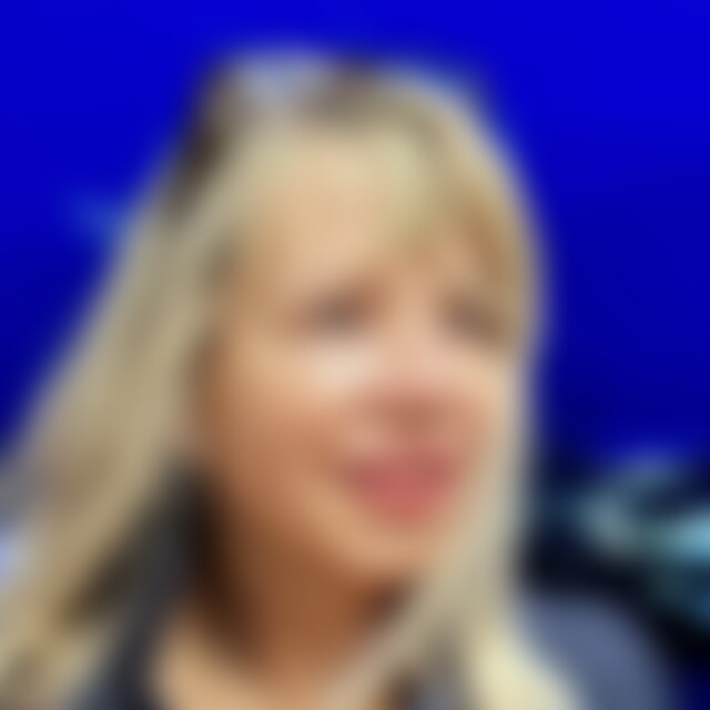 HenrietteHH (56) aus Halstenbek