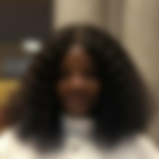 Arianekhely (26) aus Burgthann