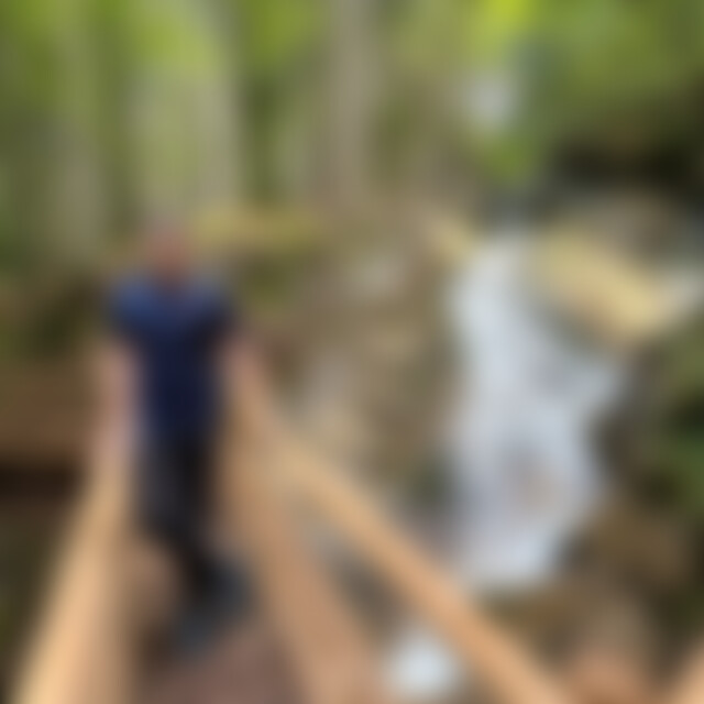 Valer95 (31) aus Horn-Bad Meinberg