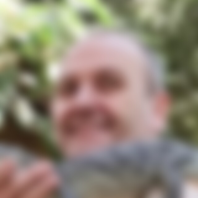 reniaR (67) aus Erfurt