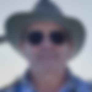 reniaR (67) aus Erfurt