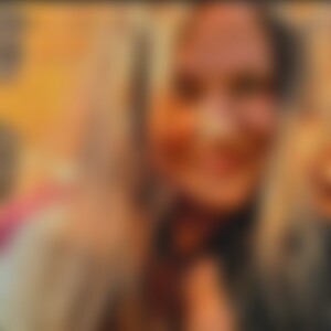 XeniaAdiar (38) aus Krefeld