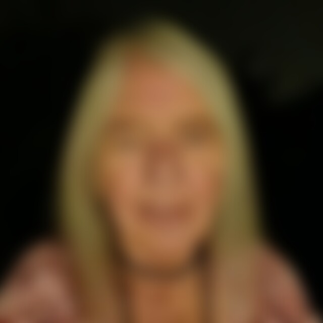 cheriee (64) aus Buchen