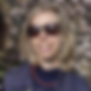 Anjatanzt (46) aus Fribourg