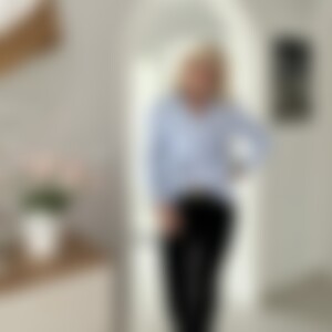 Froschkoenigin0807 (57) aus Bochum