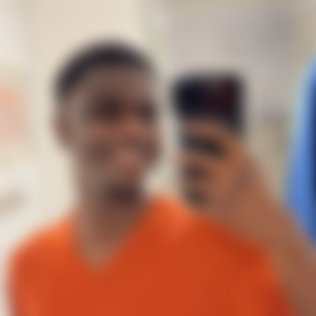 Nicolas07 (24) aus Bonn