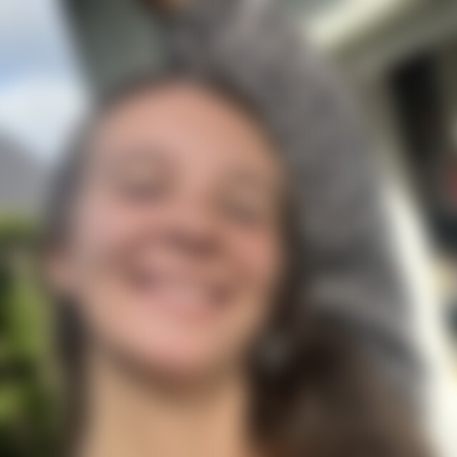 Viviane0510 (25) aus Magdeburg