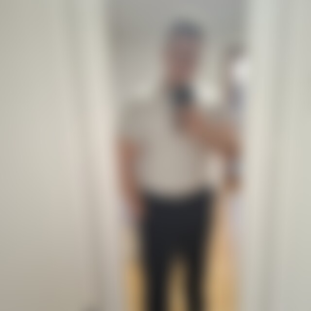 Dominik98 (28) aus Laupheim