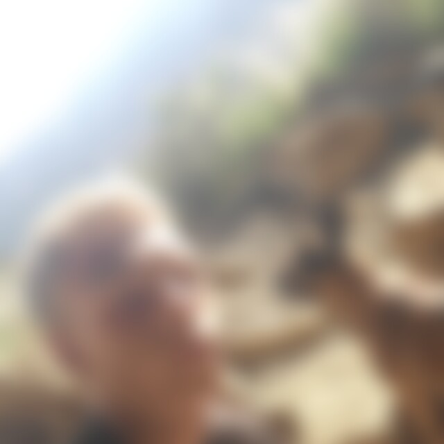 andrejaron (25) aus Aurich