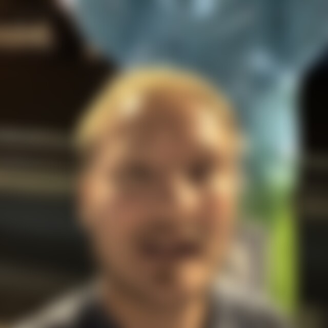 CharisChris (49) aus Berlin
