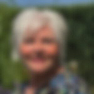 vica (64) aus Langenselbold