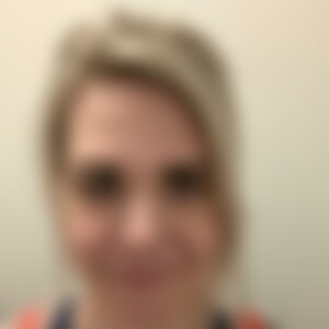 Kontrastreich (37) aus München