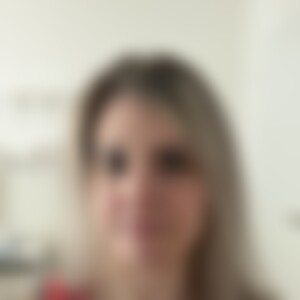 Kontrastreich (37) aus München