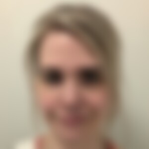 Kontrastreich (37) aus München