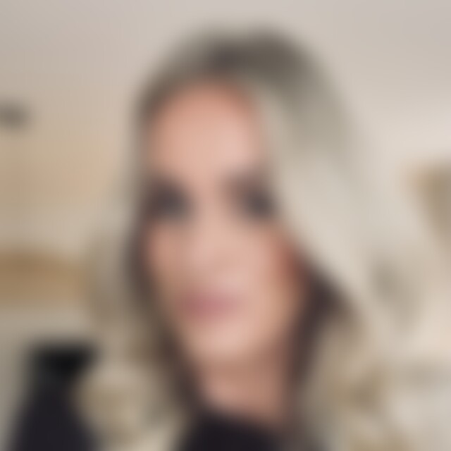 ChristinaR (38) aus Riedstadt