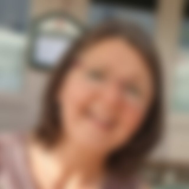 Aurelle (60) aus Augsburg