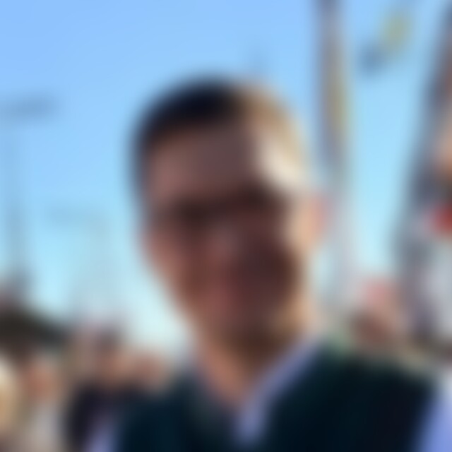 Oliveros (48) aus Karlsruhe