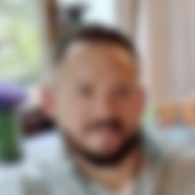 SierraMikeRomeo (41) aus Düsseldorf