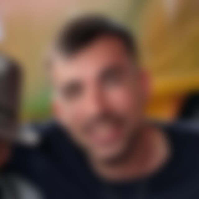 Tobeeeek (26) aus Bodenwöhr