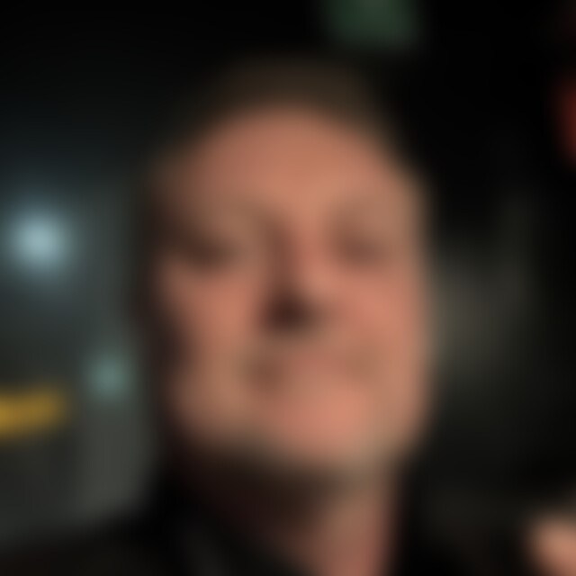 AVB (48) aus Neuss