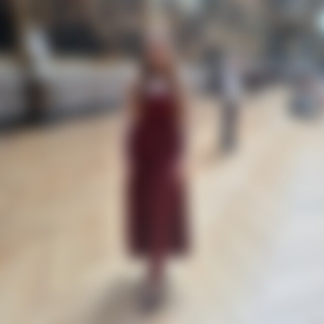 elenailonka (25) aus München