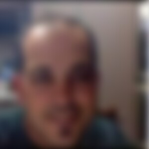 Steve12 (58) aus Frankfurt